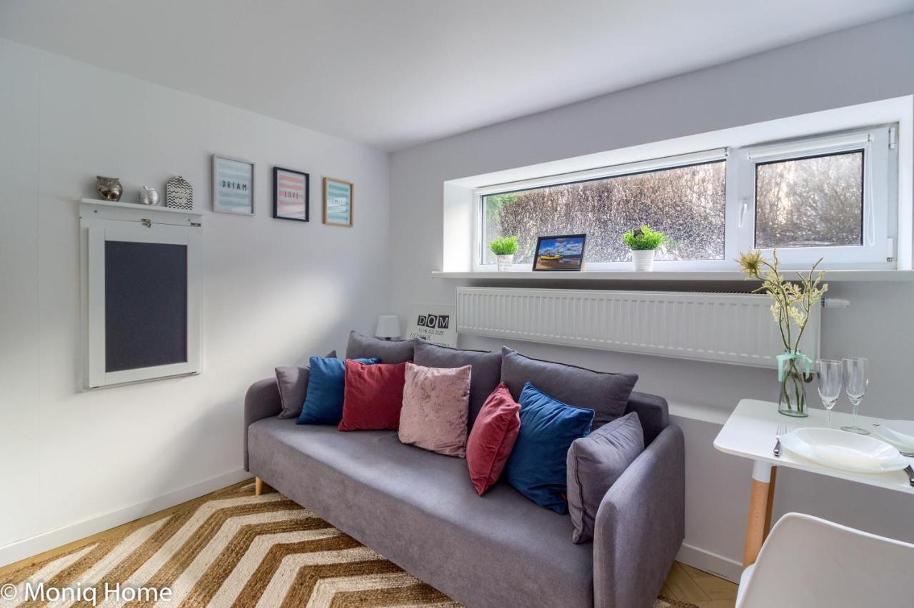 ורשה M&R Apartament Smart&Bright Batorego 16, Netflix, Free Wifi, Metro I Park Pole Mokotowskie, Stodola, Self Check-In, 5 Minut Od Centrum מראה חיצוני תמונה